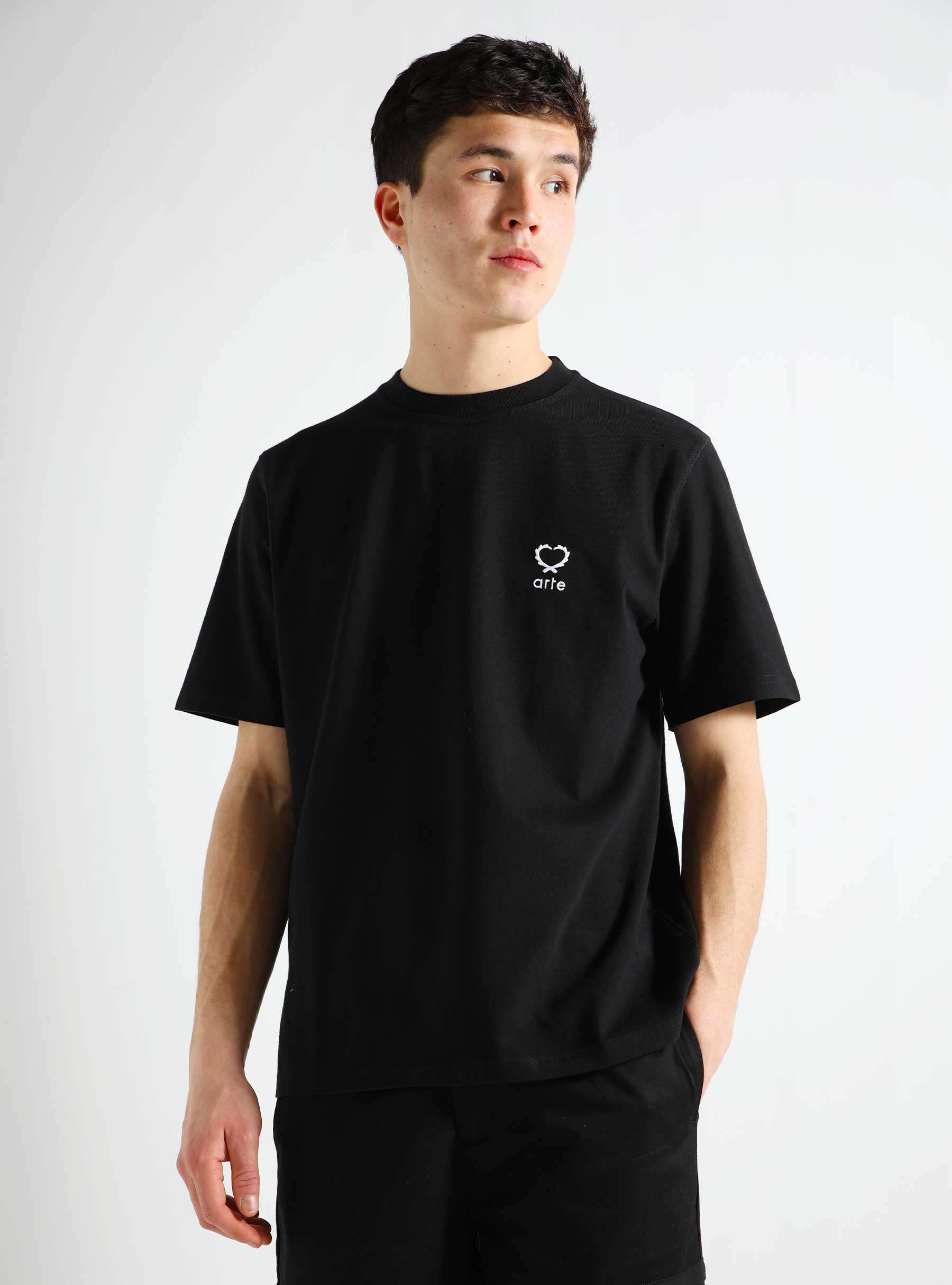 Teo Small Heart T-shirt Black SS24-034T