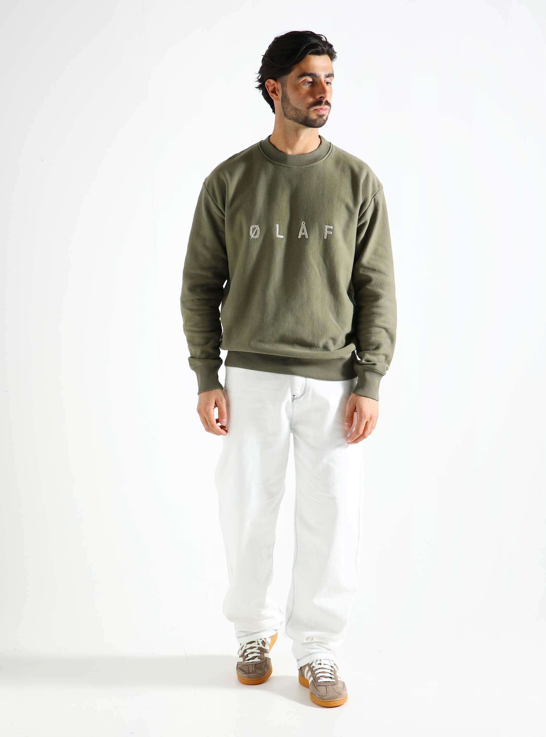 Embroidery Crewneck Pewter M160210