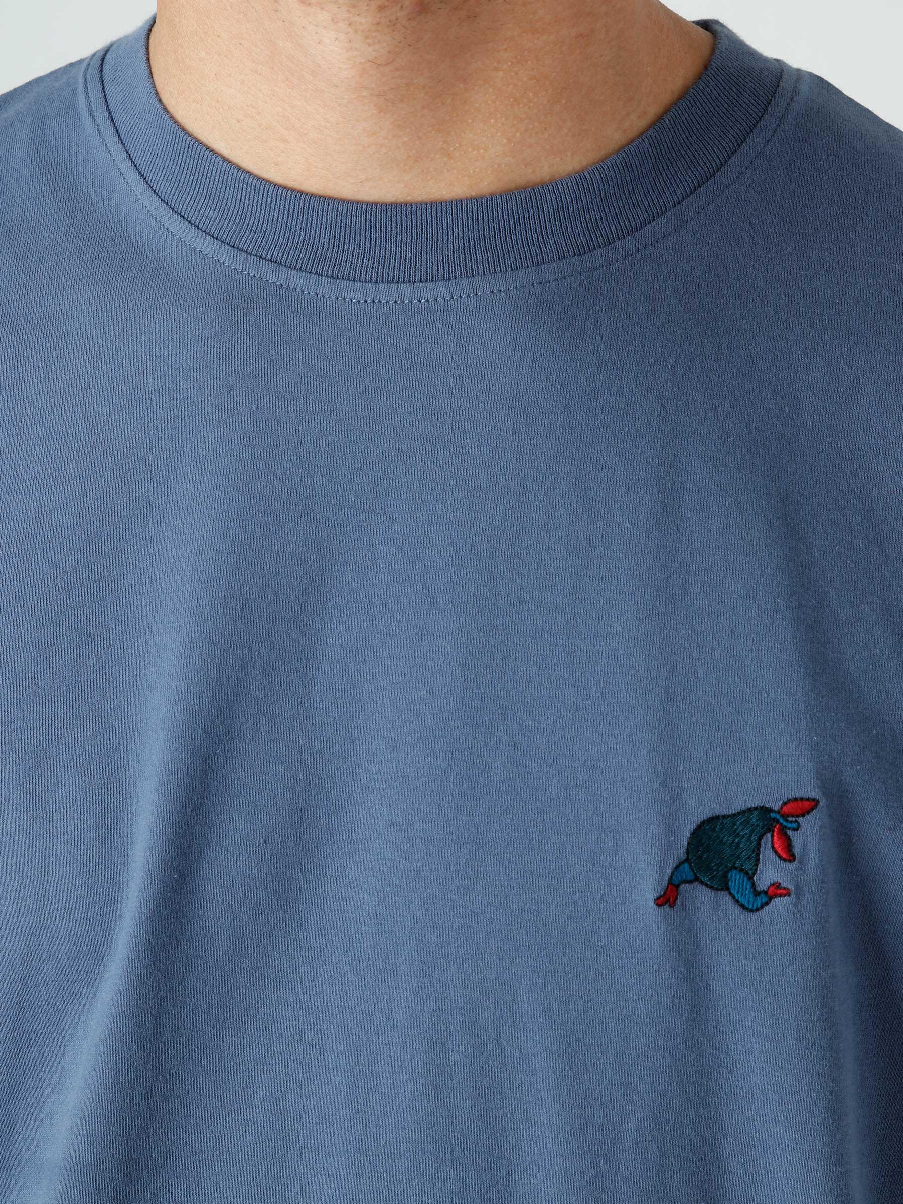 Blue Sitting Pear T-Shirt Indigo 47510