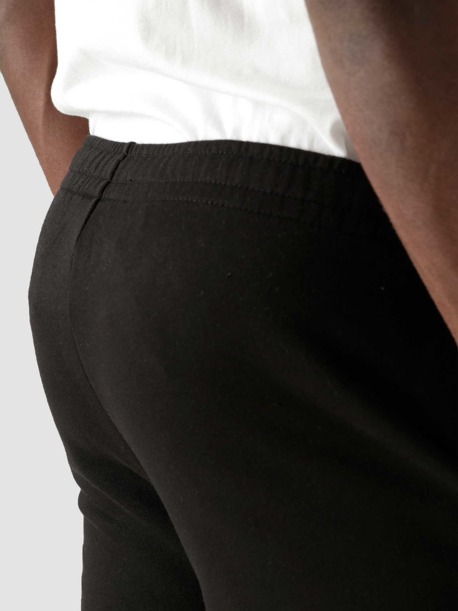 1HW2 Men's Tracksuit Trousers Black XH9507-11