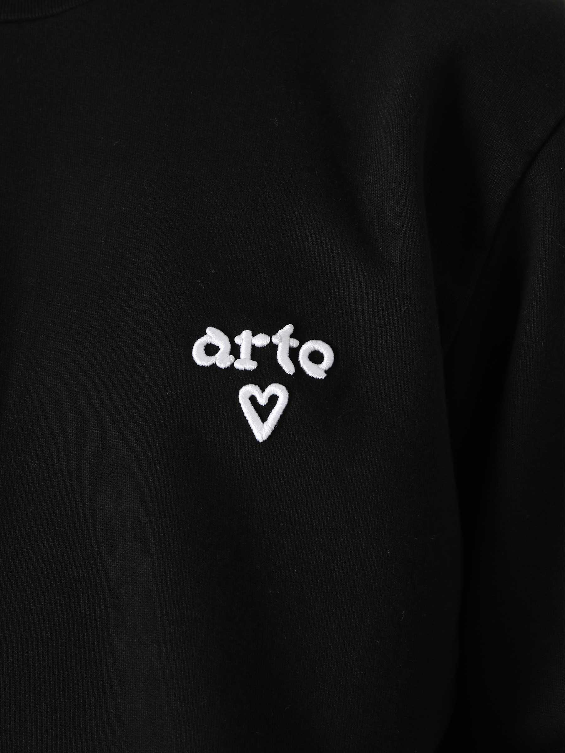 Cassat Heart Logo Sweater Black AW21-084C