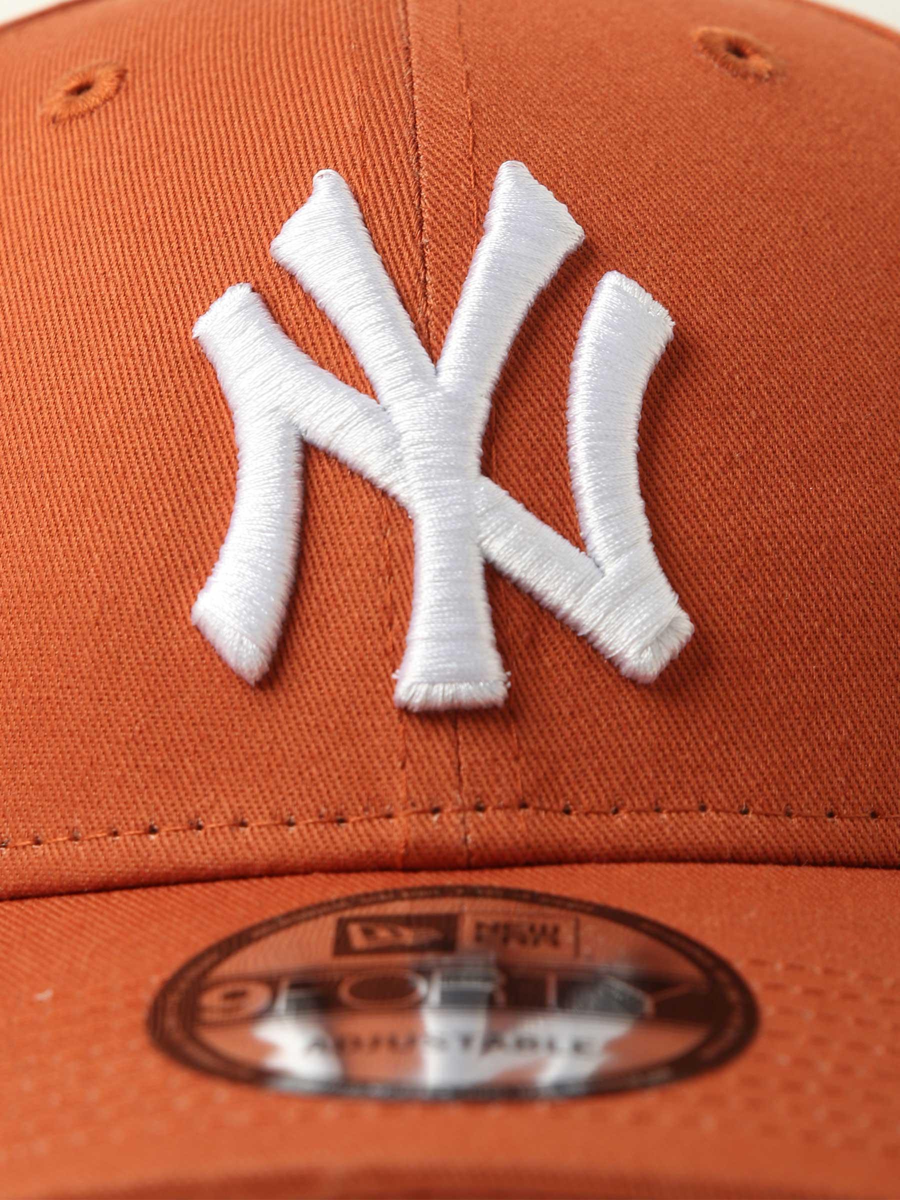 9Forty New York Yankees Redwood 60184727
