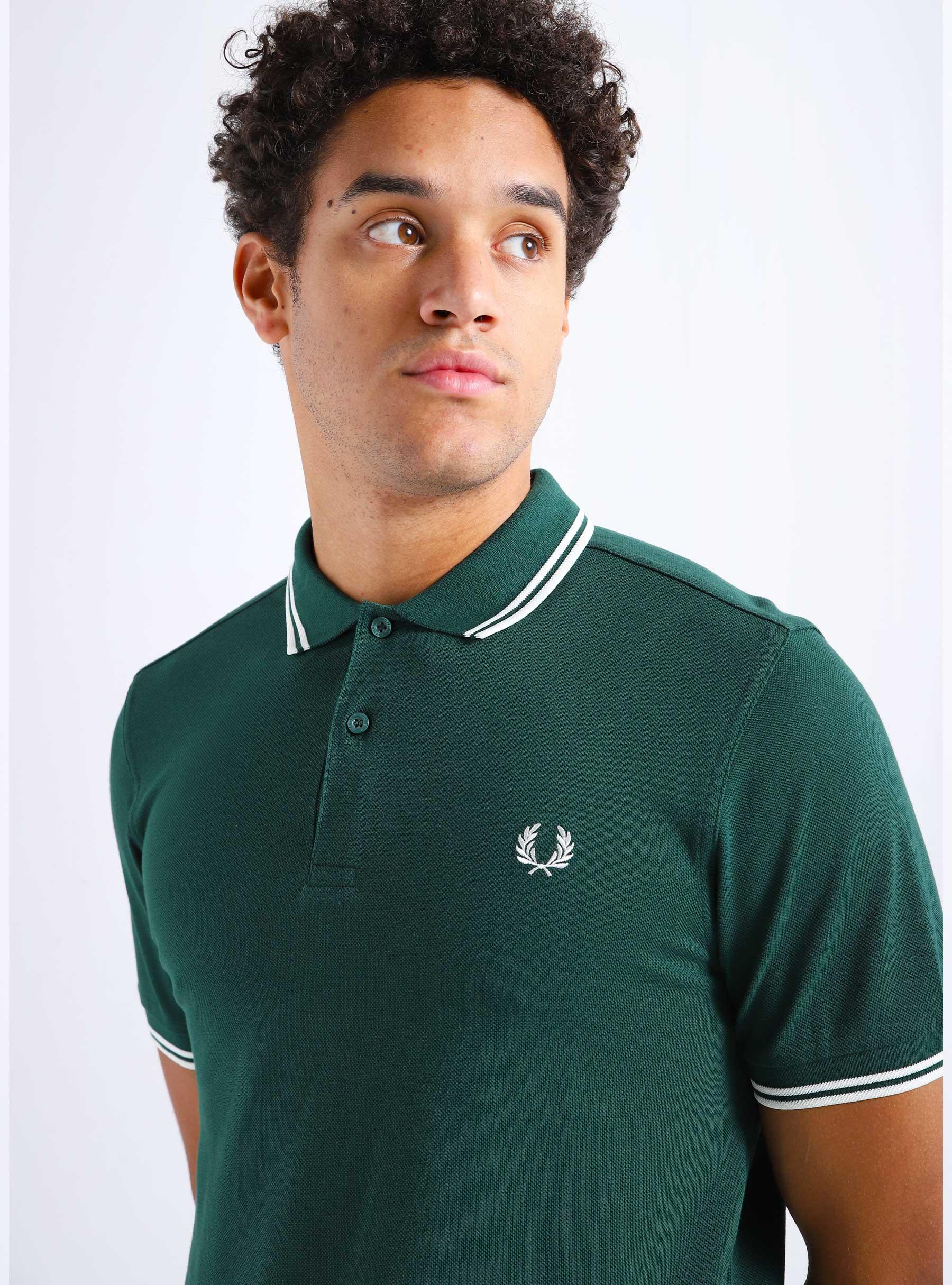 Twin Tipped Fred Perry Shirt Ivy M3600-406