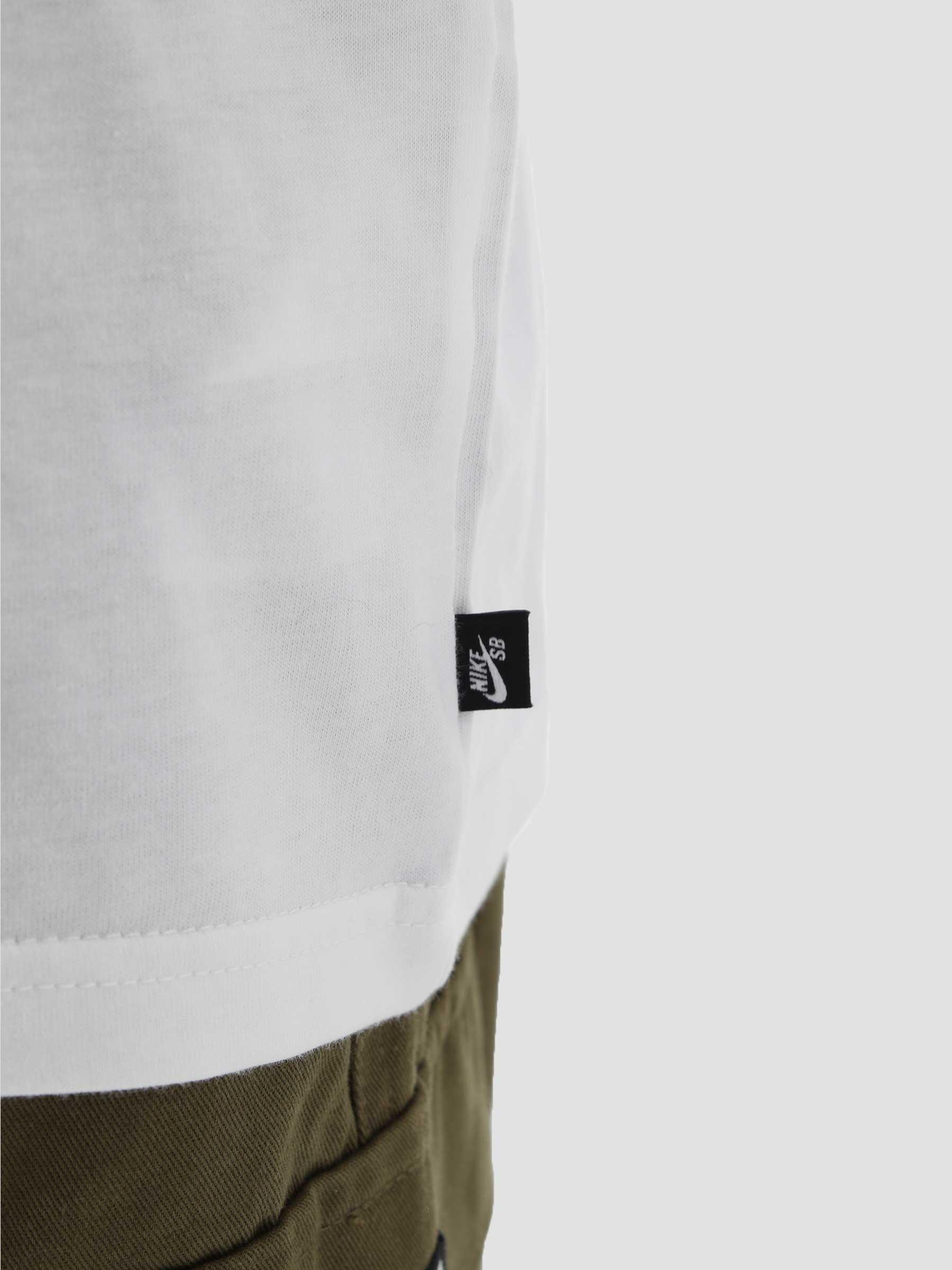 M Nk SB T-Shirt Snaked White DM2257-100